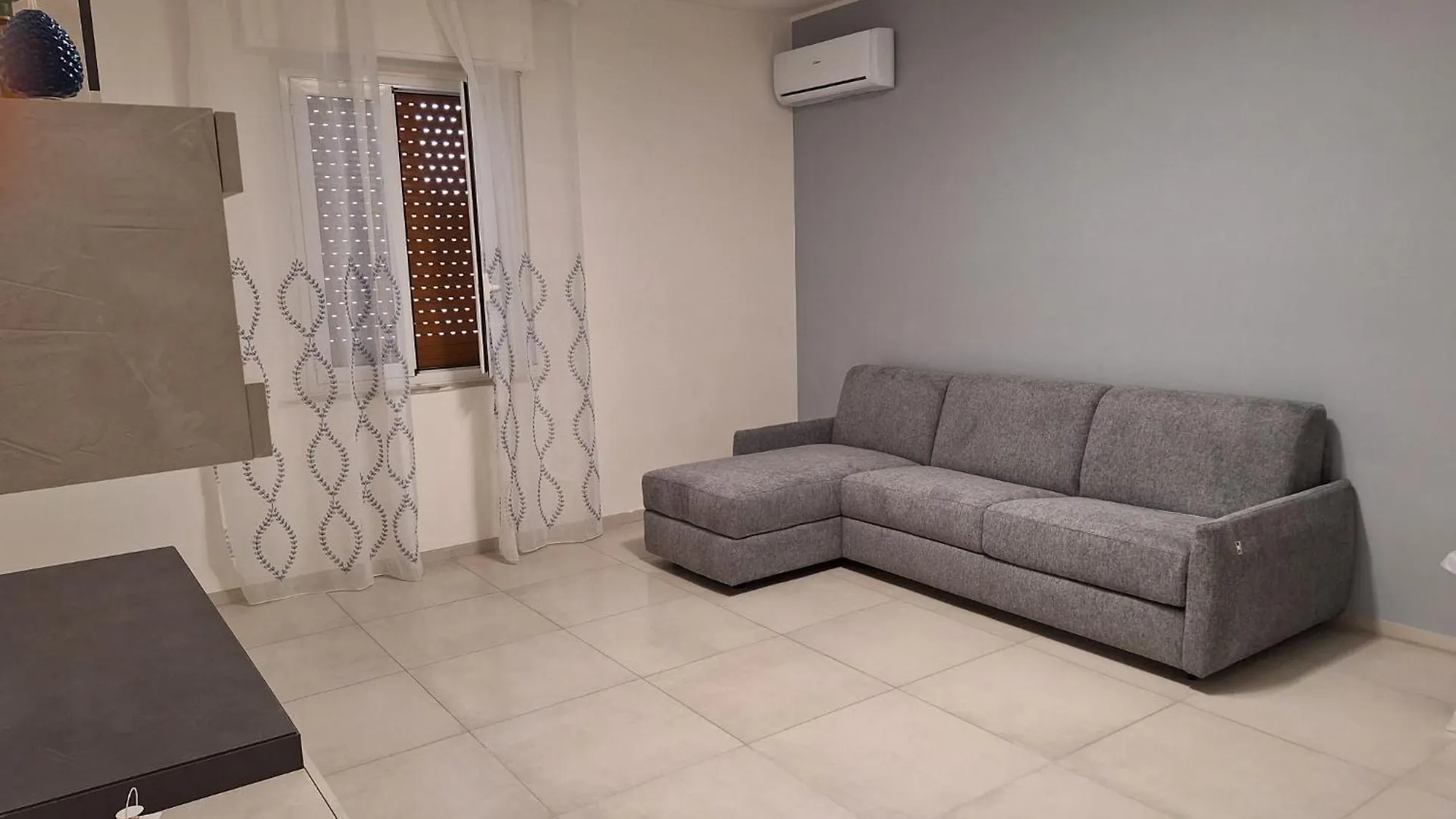 Desy Apartment Syracuse